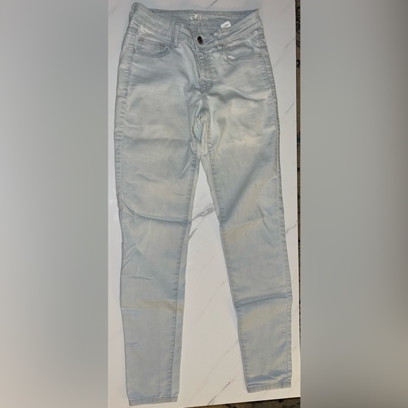 Garage Light Wash Jeans - Picture 2 of 4